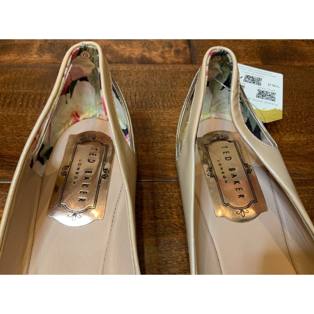 Ted Baker Pale Pink Patent Leather Dabih V2 Cutout Pointed Toe Flats, Size 39.5 - Picture 3 of 8